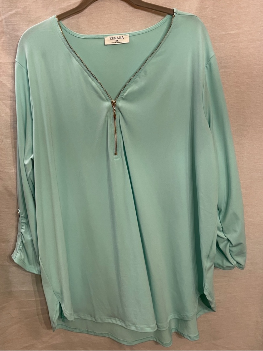 Zenana Outfitters Aqua Zip-Front V-Neck Tunic